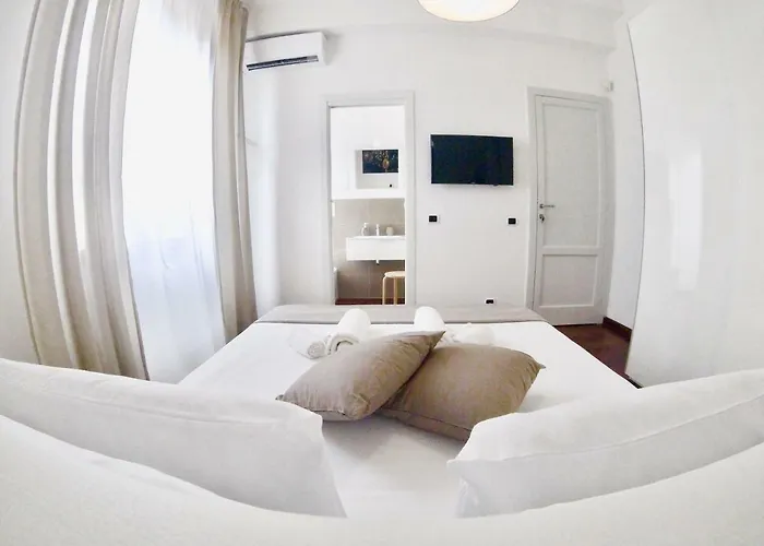 Mythos Bed & Breakfast 3*